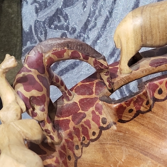 Handcarved Wooden Animal African Safari Bowl - Picture 7 of 10